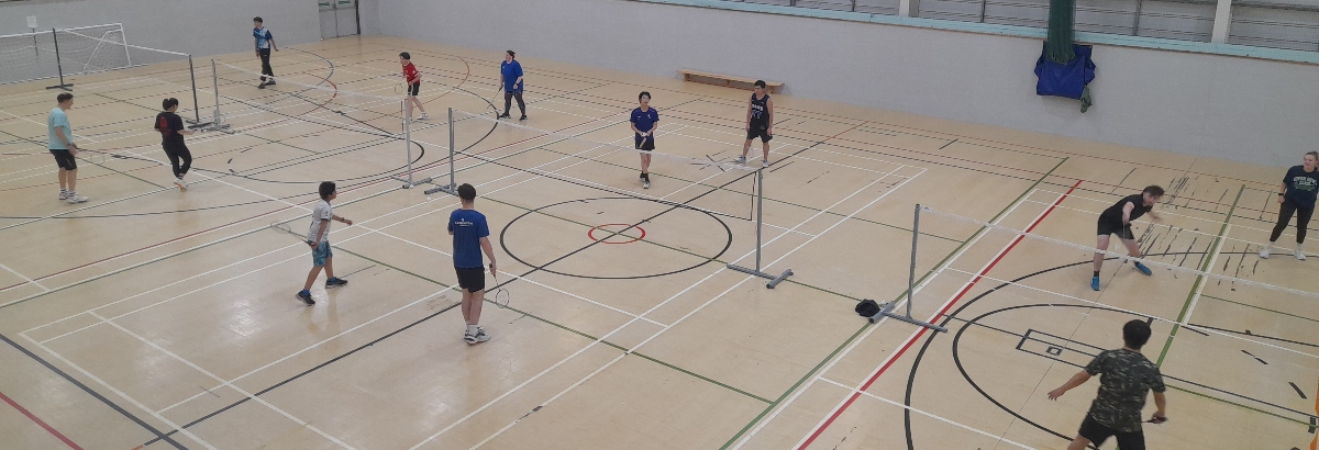Tudor Grange Badminton 1200